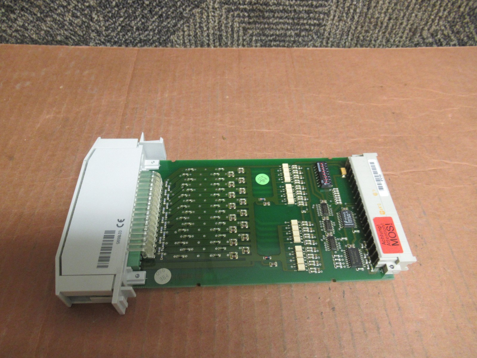 MOELLER INP-401 DIGITAL IN 16×0.3ms MODULE INP401 PS416 INP-401