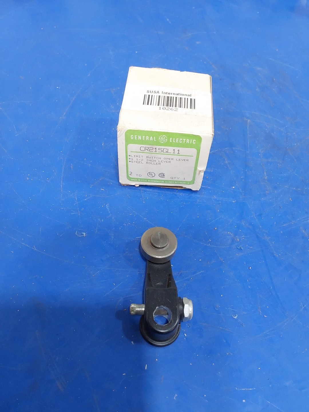 GE CR215GL11 – Limit Switch Lever 1.5″ Steel Roller