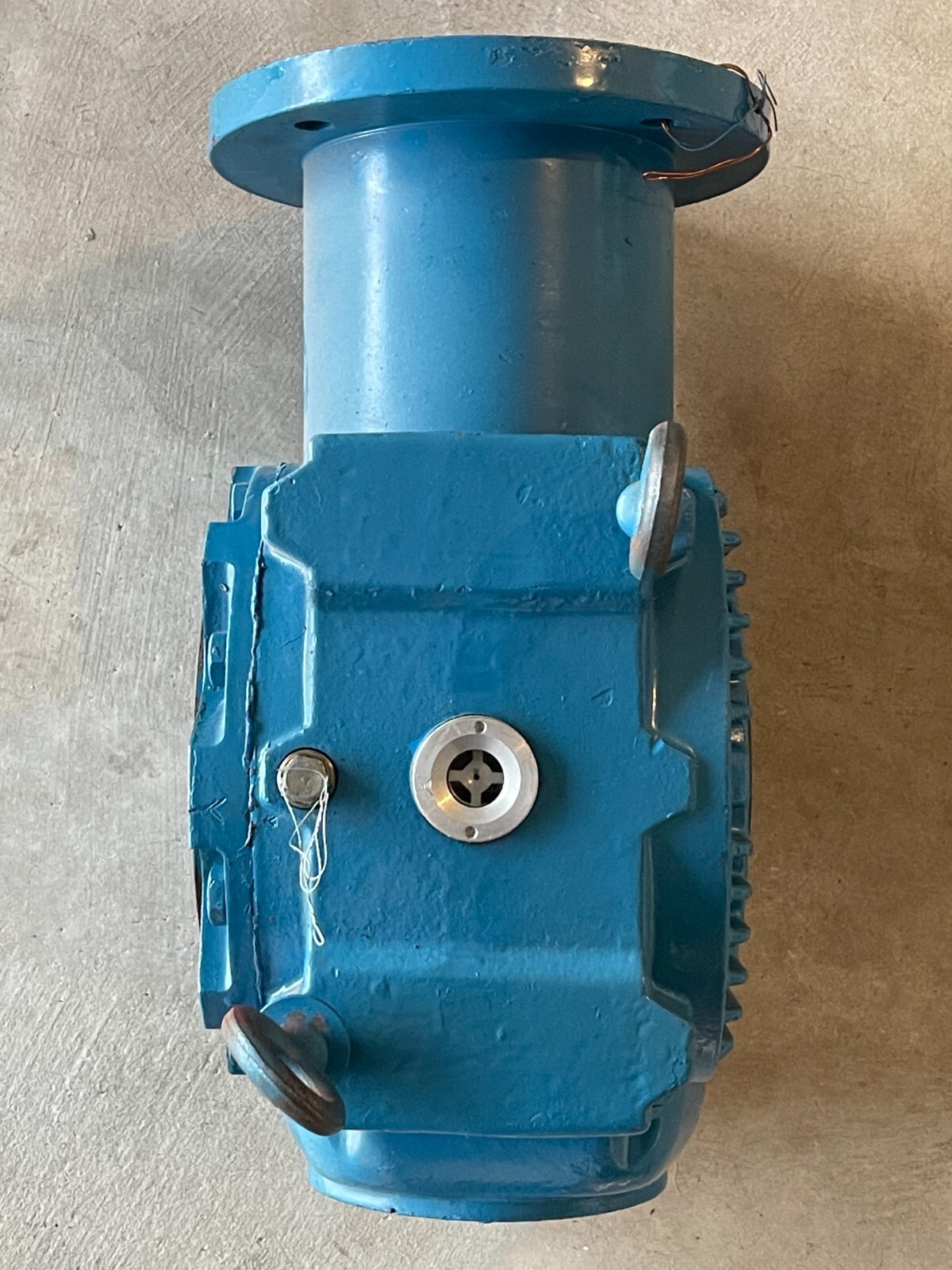FLENDER TYPE CFA 100 1750 RPM GEARBOX 25.5:1 1750 RPM