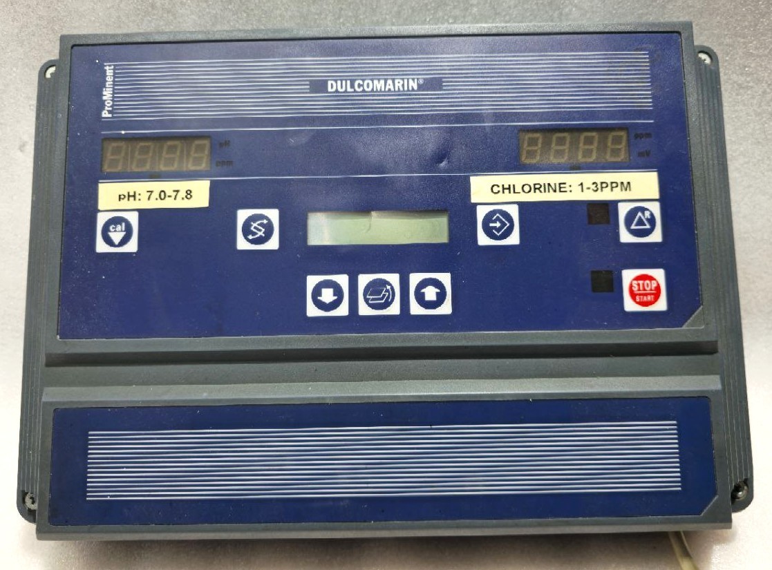 DULCO MARINE PROMINENT FLUID CONTROL DCMB 0W00000E30 SR NO.99018362-040599 230V