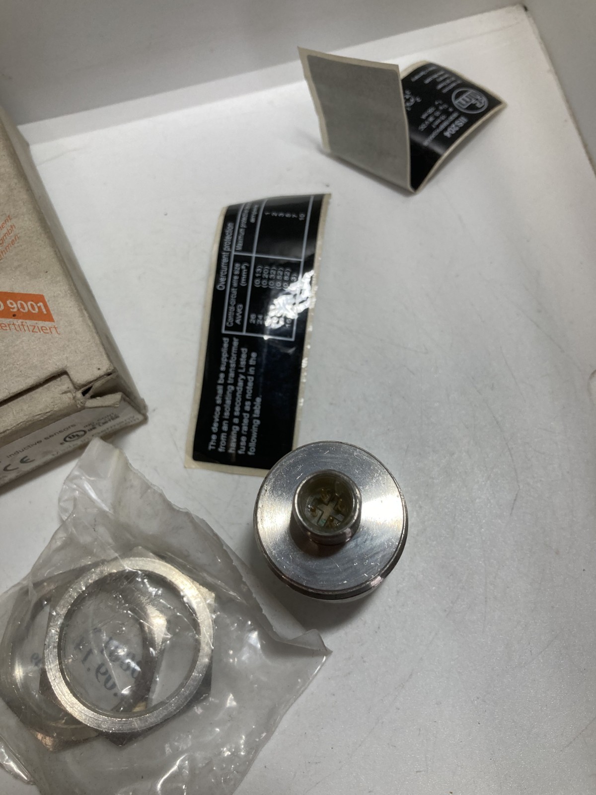 IFM IIB3015BBPKG/M/US-104-DPS (IIS204) PROX SENSOR INDUCTIVE PNP NO NIB