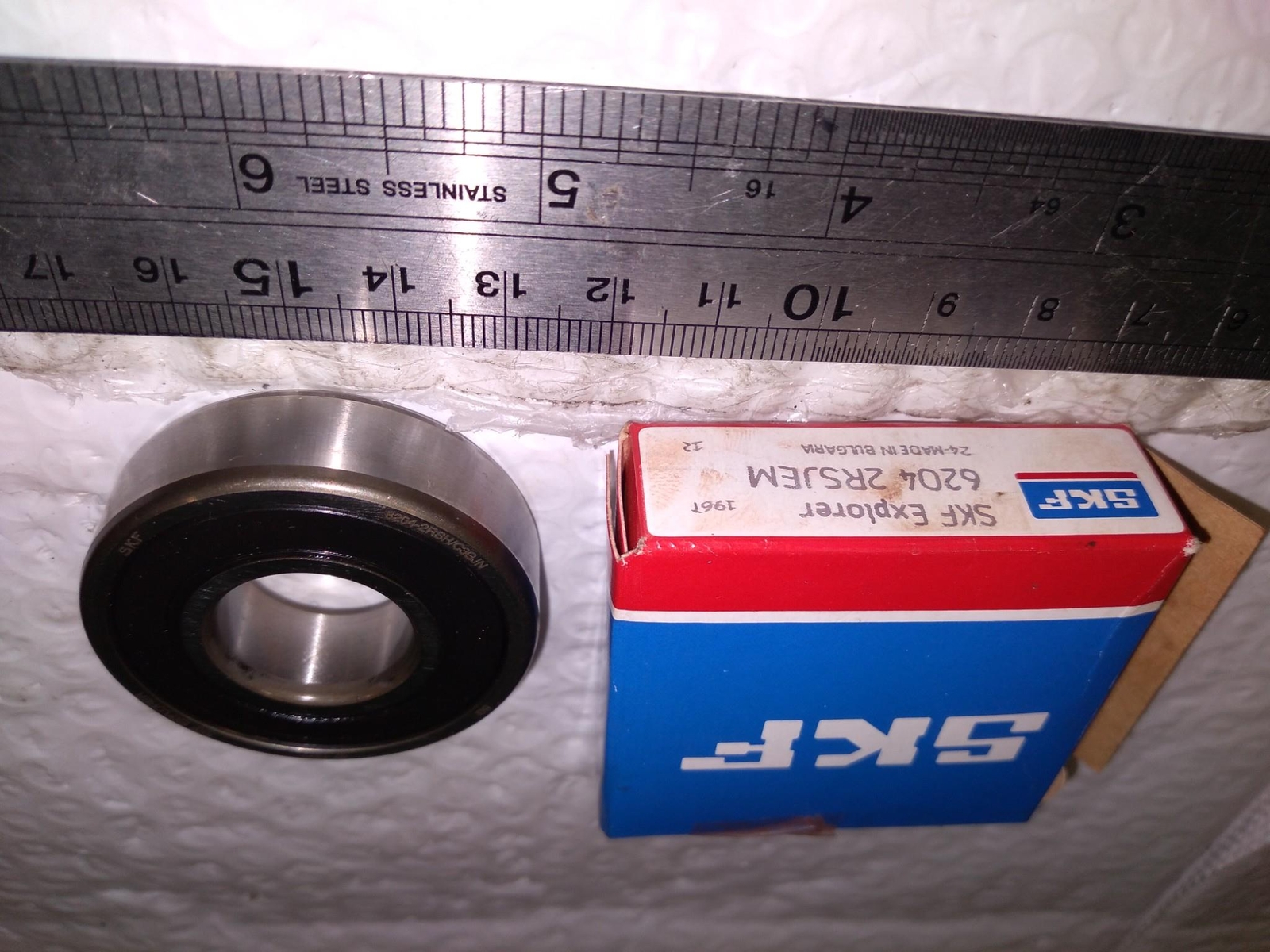 SKF EXPLORER 6204 2RSJEM