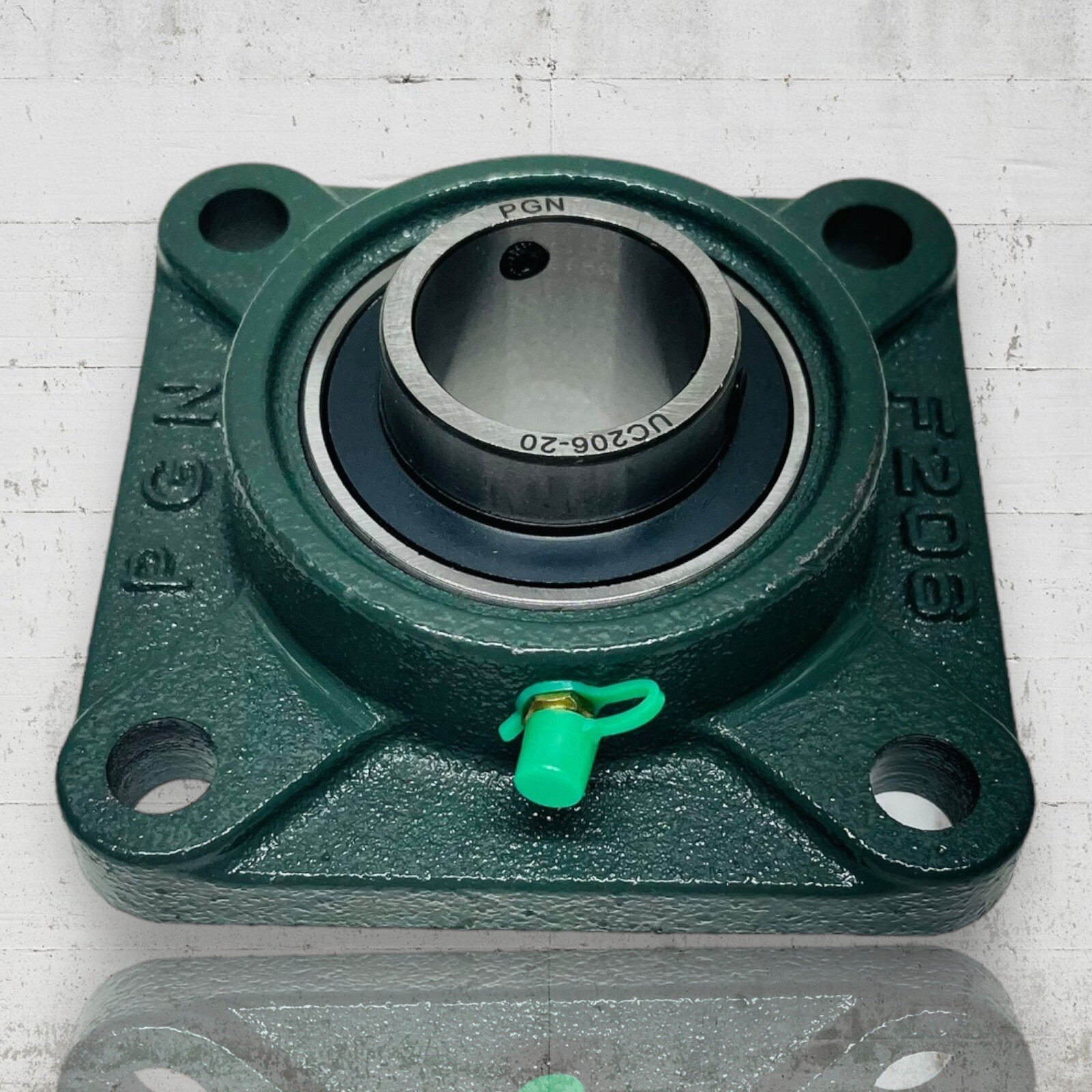 UCF206-20 Pillow Block Flange Mounted Bearing 1-1/4″ Bore 4 Bolt