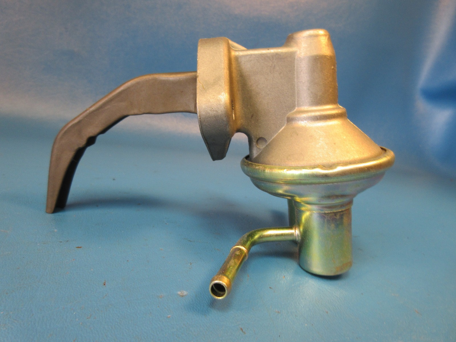Carter Fuel Pump M70194 (Federal-Mogul) Made in USA