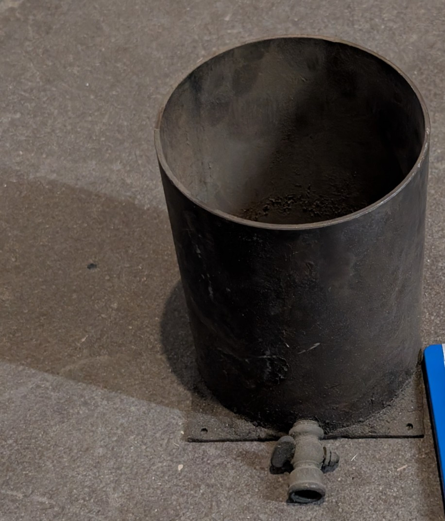 (3) Unbranded 8.5″x6″x8″ Steel Cylindrical Reservoir Tanks w/Valve Mounting Base