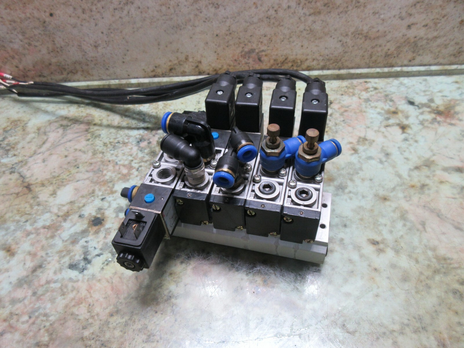 NISCON MINDMAN VALVE 2604E2 PT 1/4 AC110V SOLENOID 260-4E1 YANG S-600 CNC MILL
