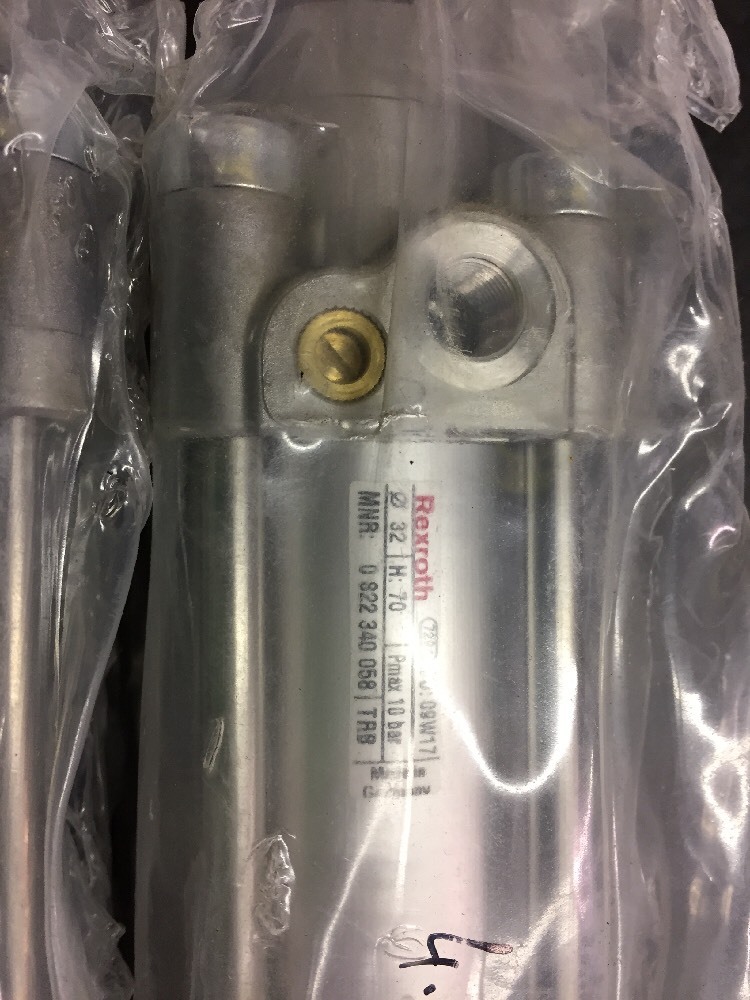 2 New REXROTH 0 822 340 058 Double Acting Air Pneumatic Cylinders