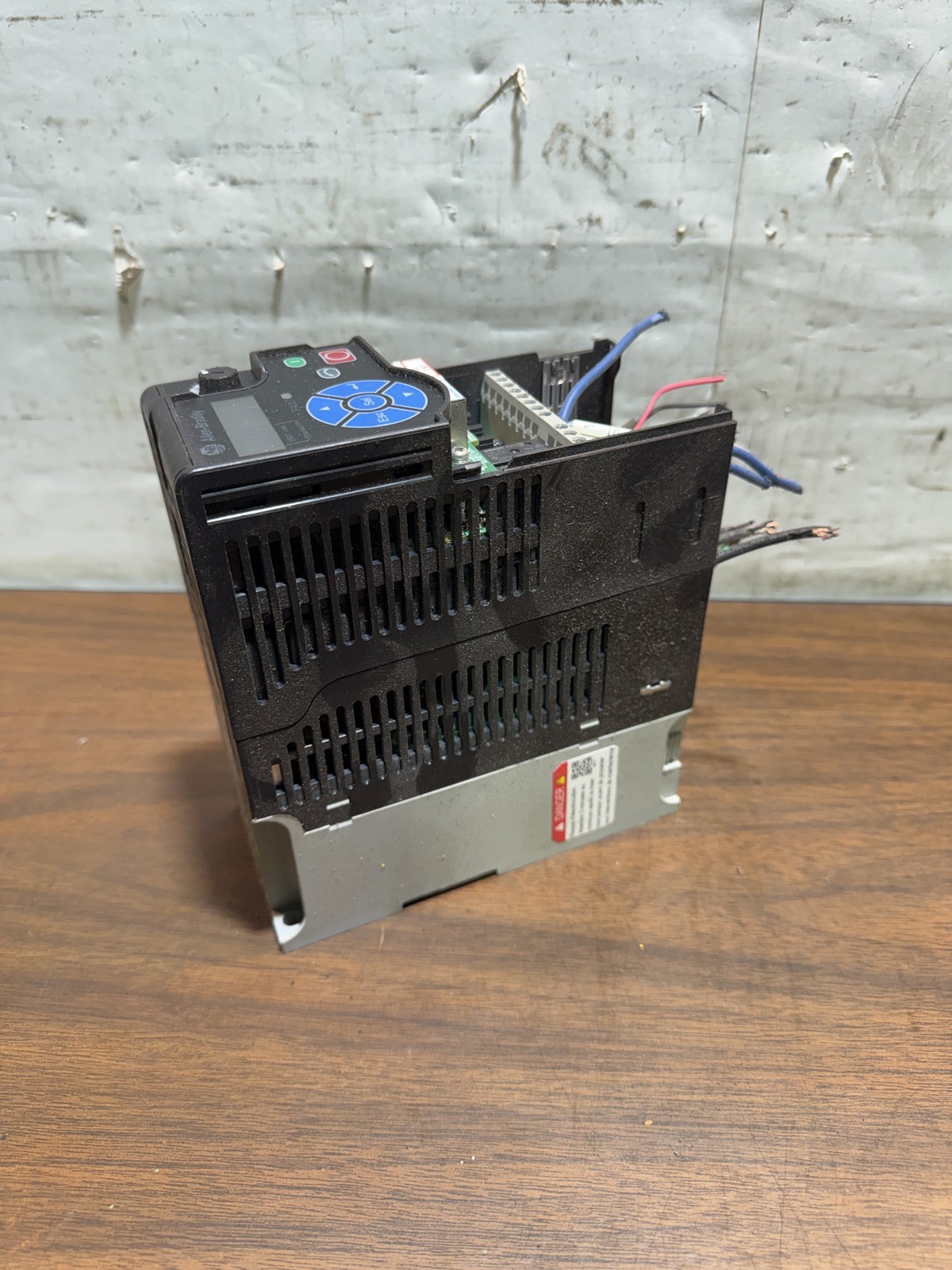 Allen-Bradley PowerFlex 525 25B-D4P0N104 VFD 1.5kW 480V 3-Ph INV=33320