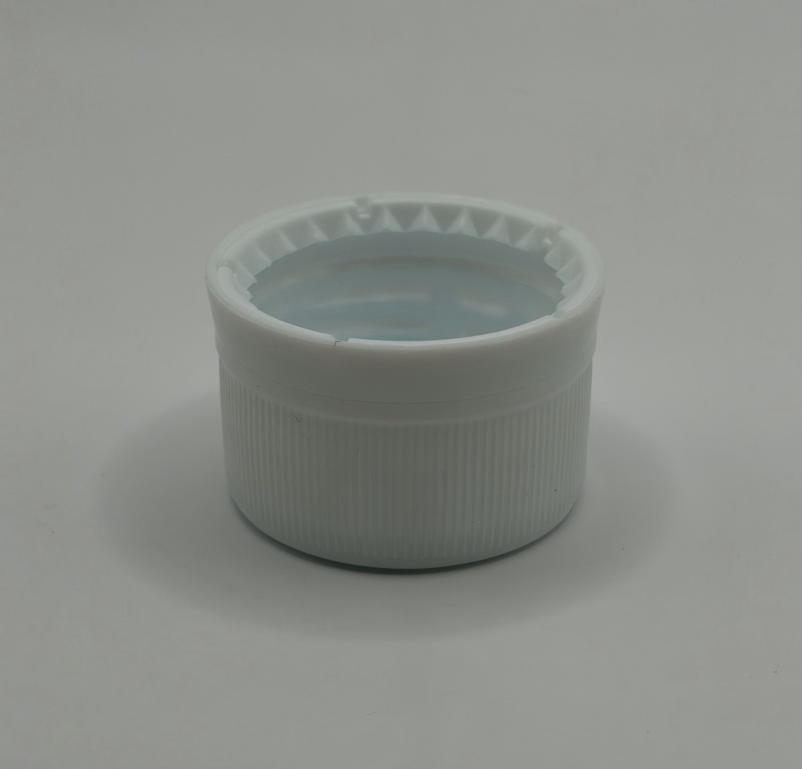 Bulk PET Bottles 16.9 oz – 8,000 Units – 28mm Neck – NEW – Custom Design