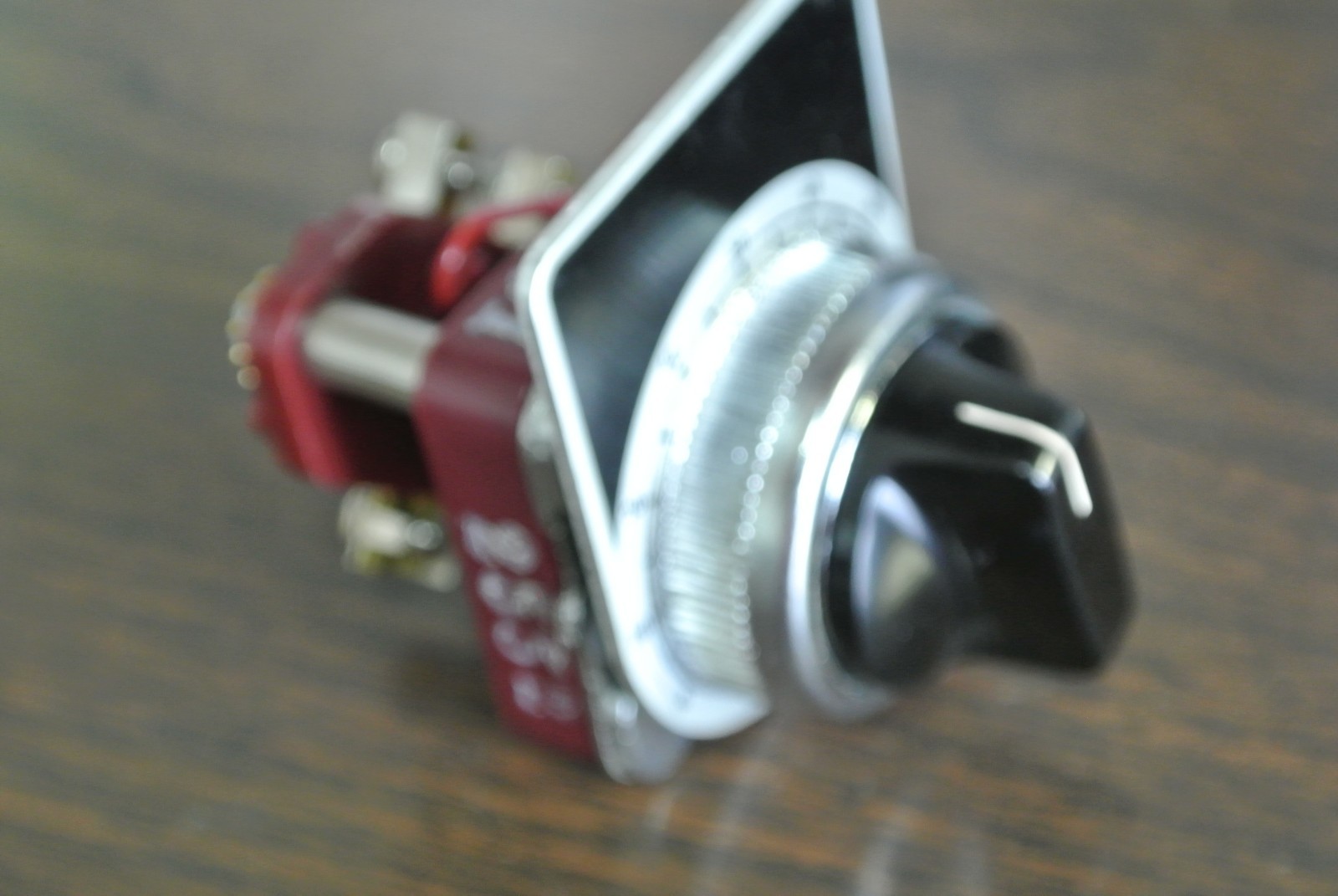 REES R653-5011 CONTROL UNIT – SELECTOR SWITCH 0-100 CONTINUOUS – NEW SURPLUS