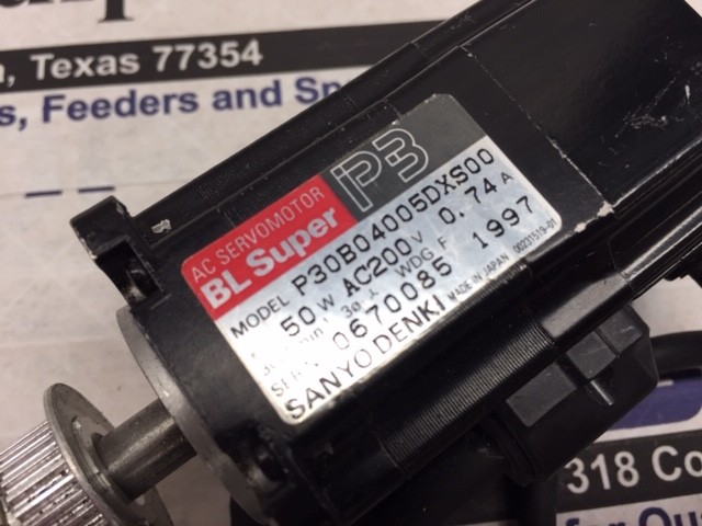 Sanyo Denki AC Servo Motor – P30B04005DXS00 w/Warranty