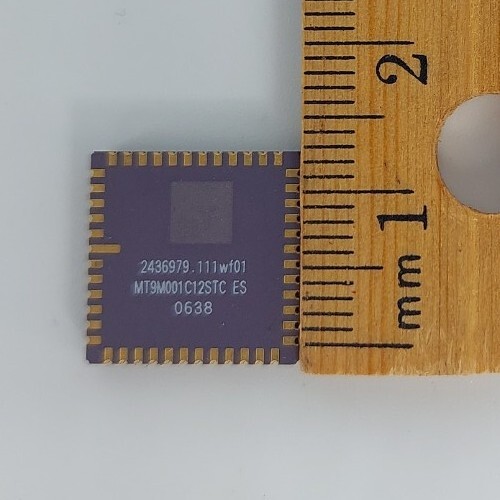 ON Semiconductor MT 9M001 C12STC ES 0638 111W 2436979 1PC