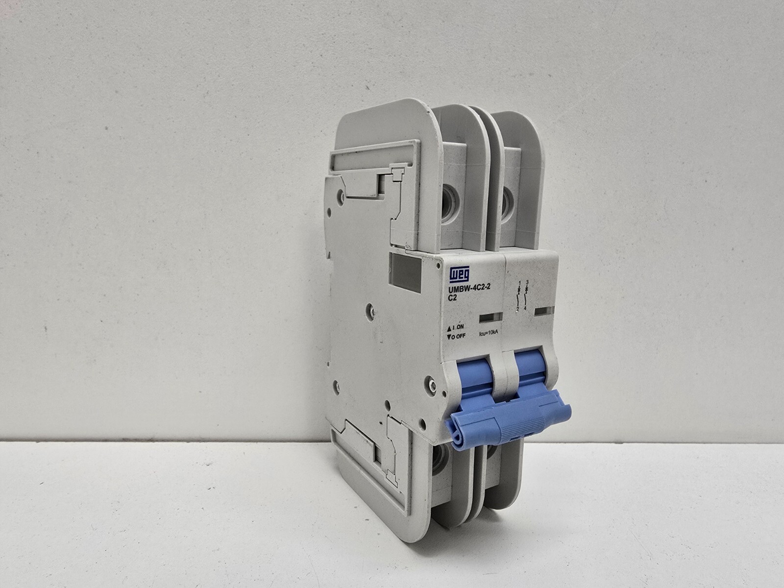 GOOD USED! WEG 2-POLE CIRCUIT BREAKER UMBW-4C2-2