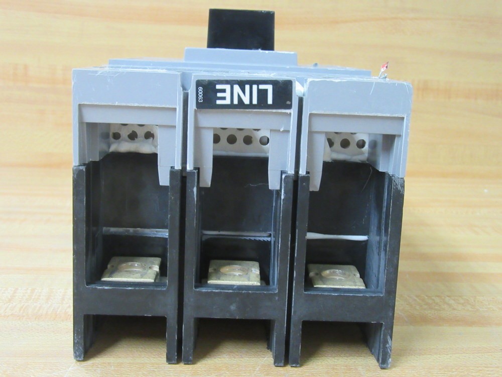 Siemens HFD63F250 250A Circuit Breaker HFD63F250L W/O Trip Unit