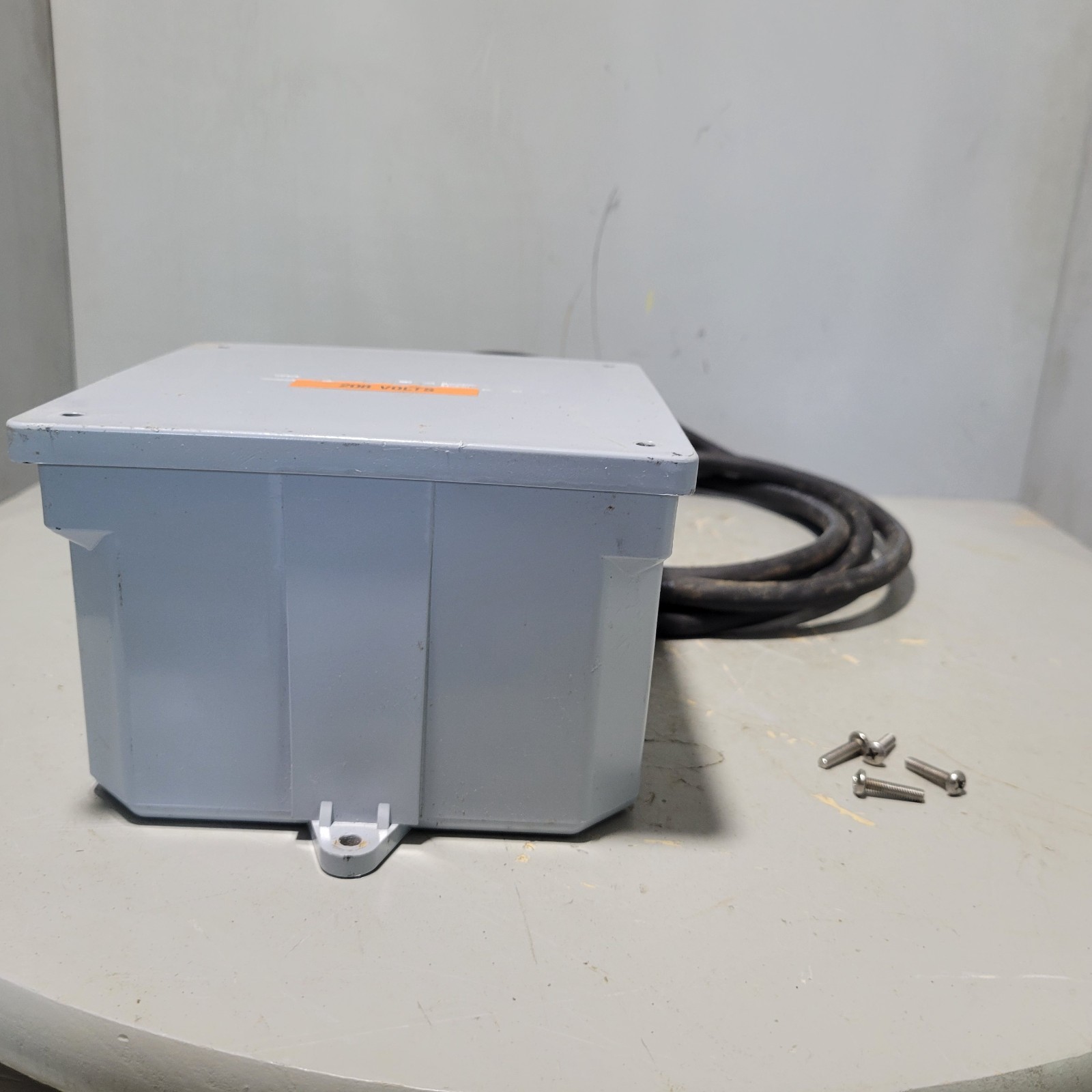 Cantex, Levitron Electrical Box w/ Plug/Connector, 30A, 3PH, 250V, L15-30
