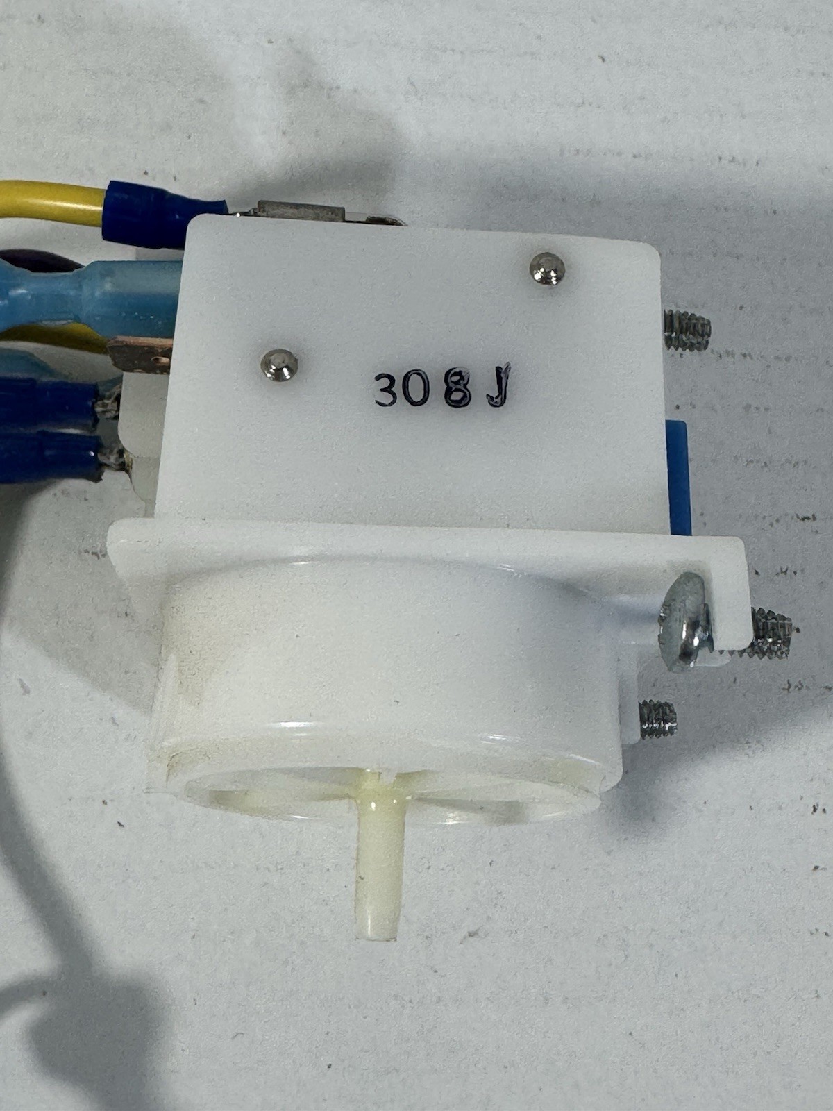 Pres:Air:Trol MCB311A Sequencing Switch Blue Cam, Used With Wires 21A250 Vac,