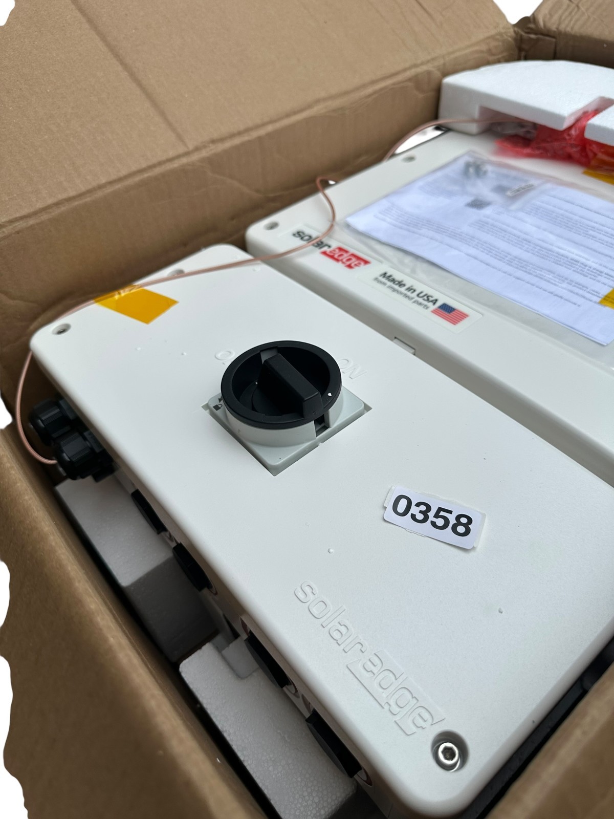 NEW SolarEdge SE7600H-USMNUBL75 7.6kW HD-Wave PV Inverter – SetApp – NIB