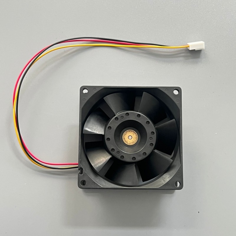 Sanyo SANACE80 109P0824A210 4600 RMP 24V 0.29A 3pin 80*80*32mm Cooling Fan