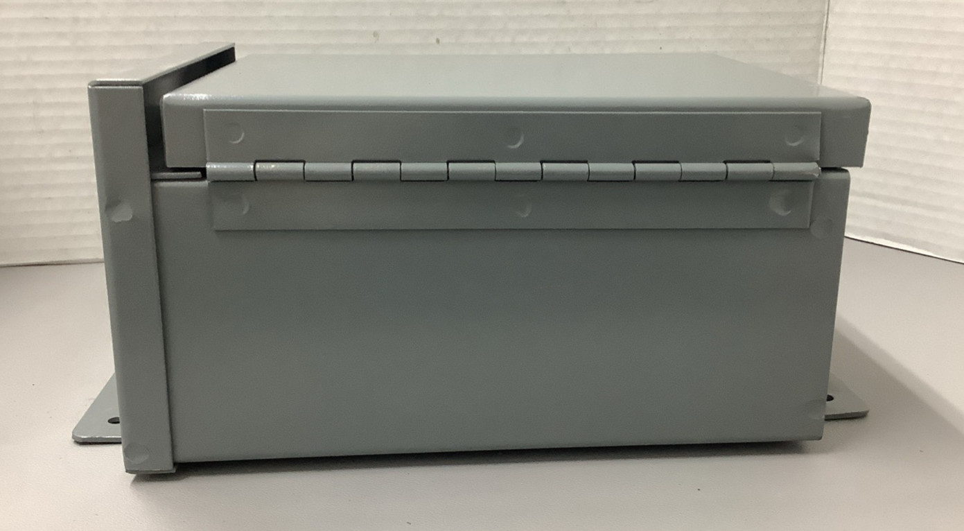Superior Technologies 3A913 Type 3R Enclosure w/ 2W821 Back Plate (r91)