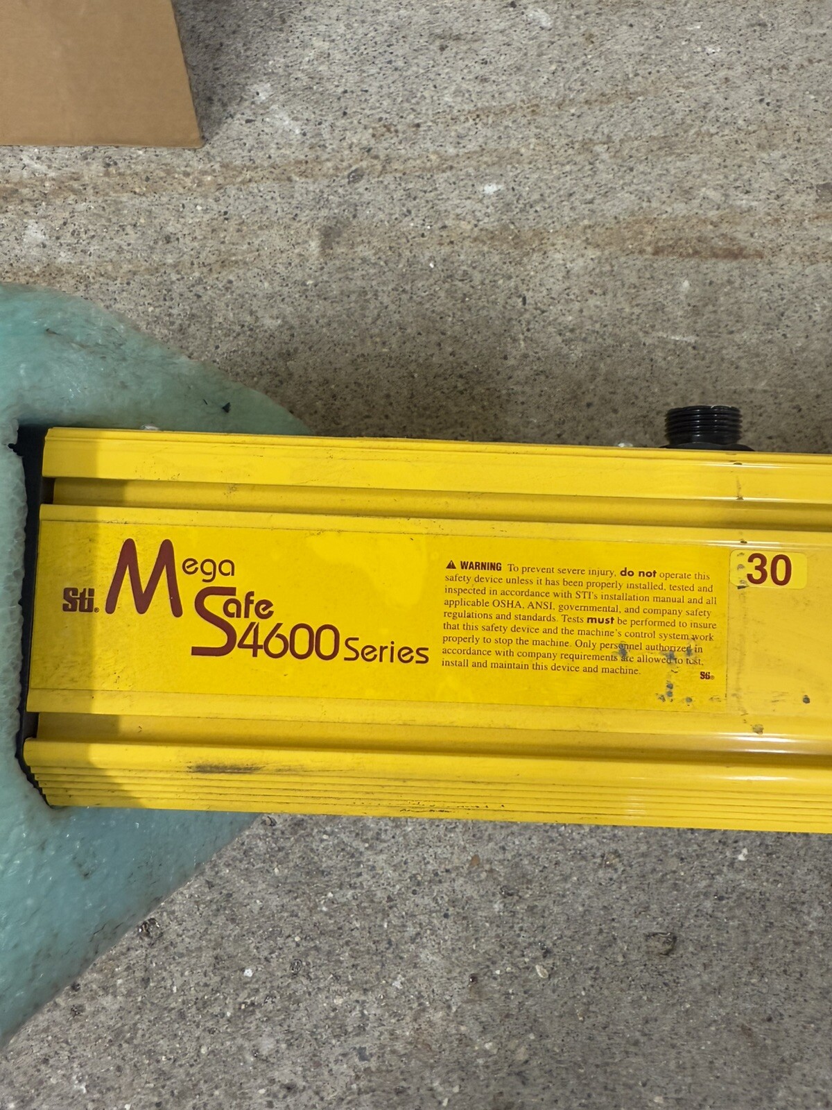 NEW LOT OF 4 STI MG46-30-1215-X-A1-FD2 Transmitter MEGA SAFE 4600 Light Curtain.