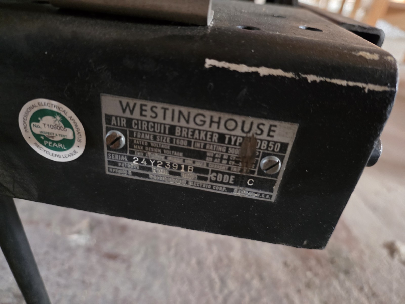Westinghouse Type DB50 1600A Frame Size Air Circuit Breaker 600VAC FREE FREIGHT