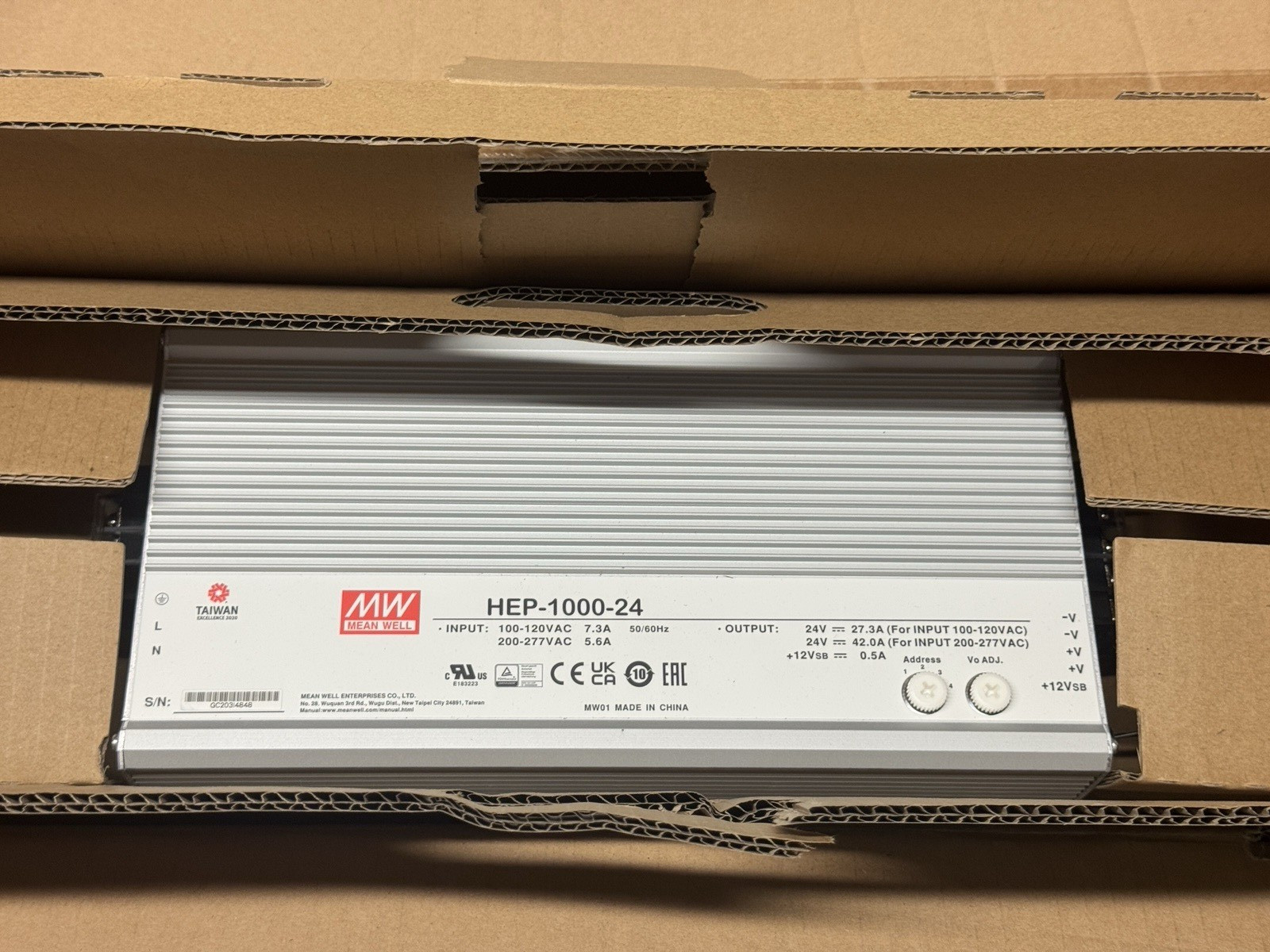 MeanWell HEP-1000-24 1000W Power Supply Battery Charger – 24VDC/42A NIB!