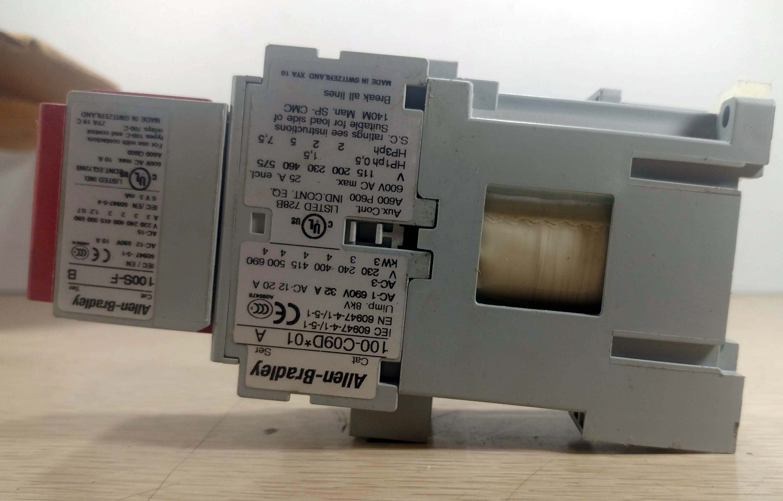1 NEW ALLEN-BRADLEY 100S-C09DJ05BC SER. A CONTACTOR NIB***MAKE OFFER***