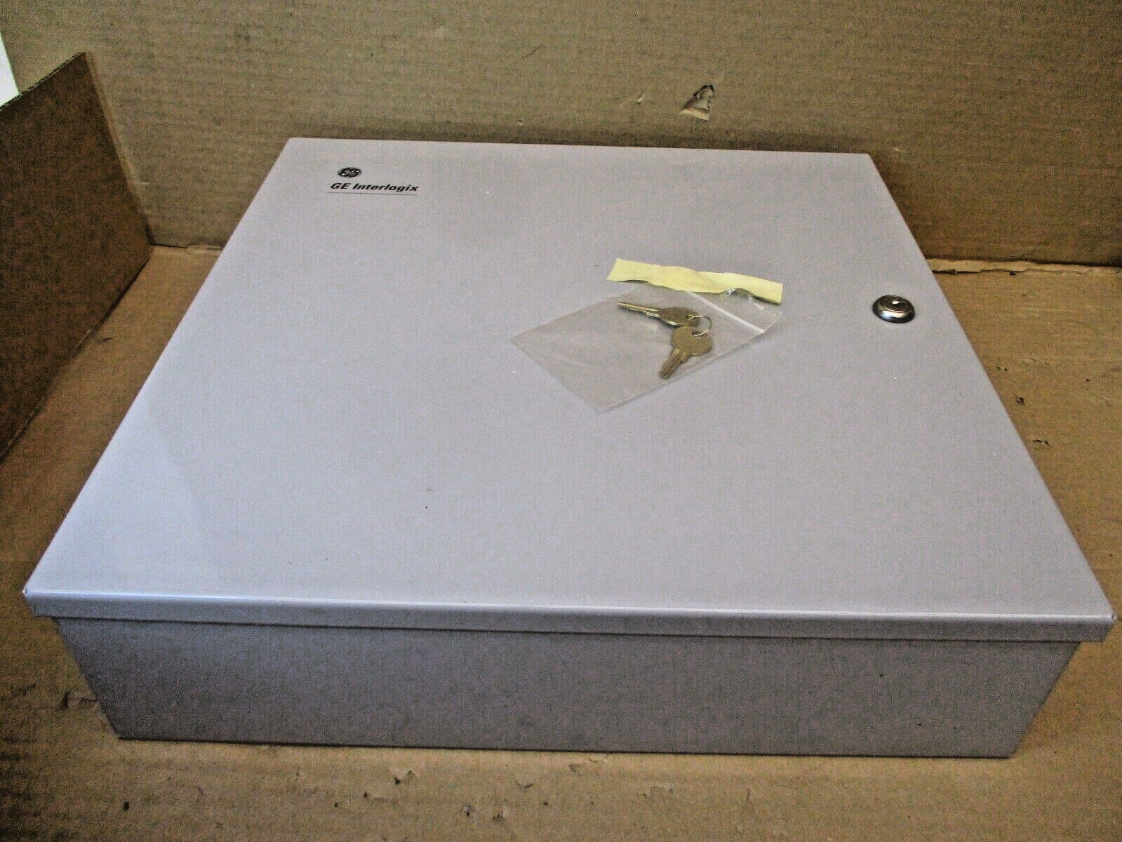 GE Security ACURT2 136168-01 Rev Q UTC Fire & Security American Corp. 46304WVS