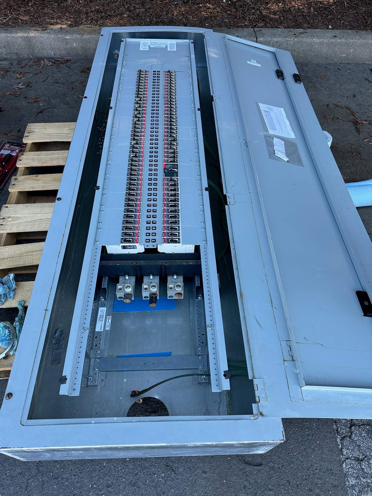 Siemens 480Y/277 V P3E80ML400FBS 400A 3-Phase Grow Light Panelboard 81 Breakers