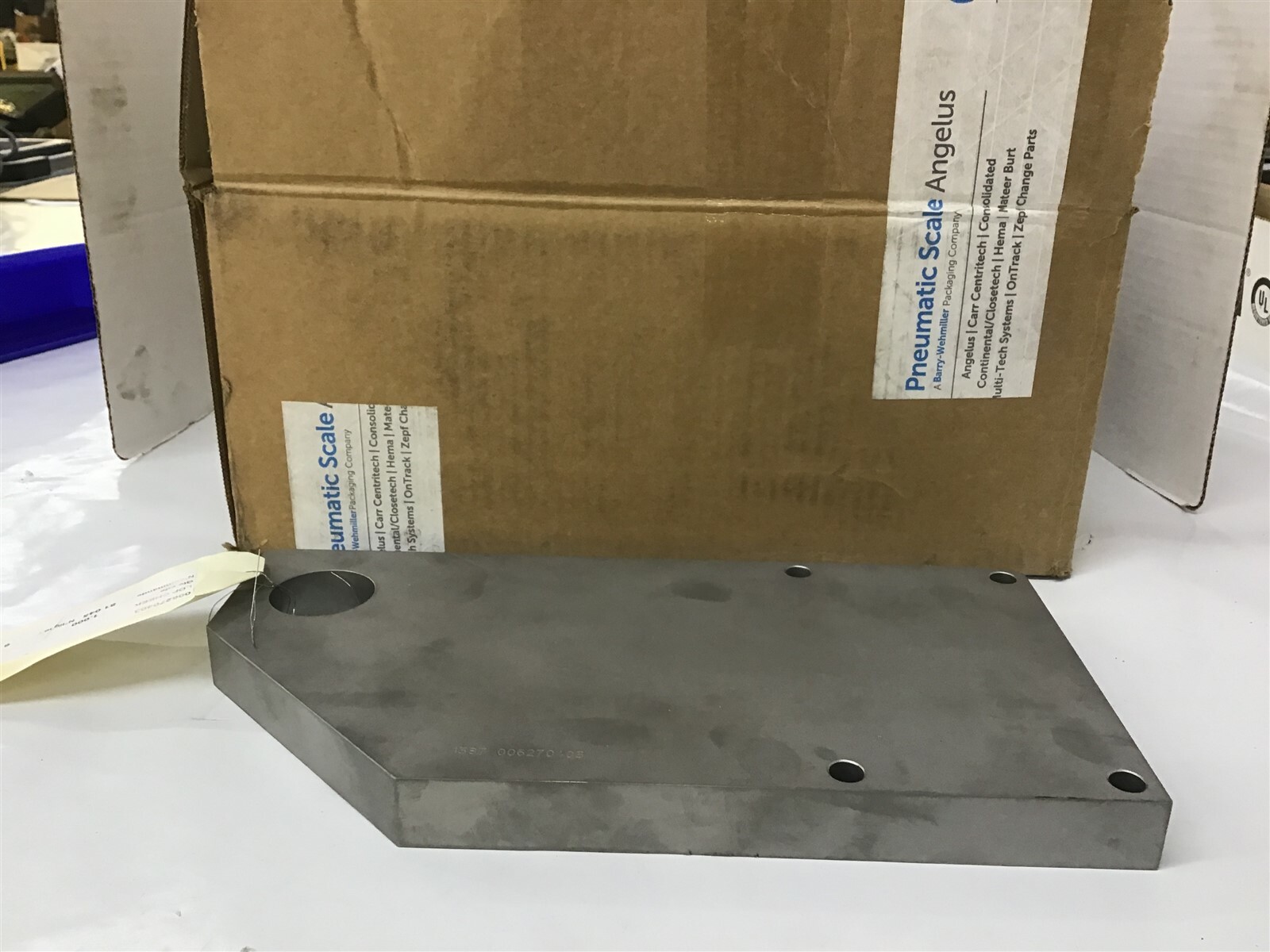 Pneumatics Scale Angelus 1387-006270405 Mounting Plate 12-1/4″ L 6-3/8″ W