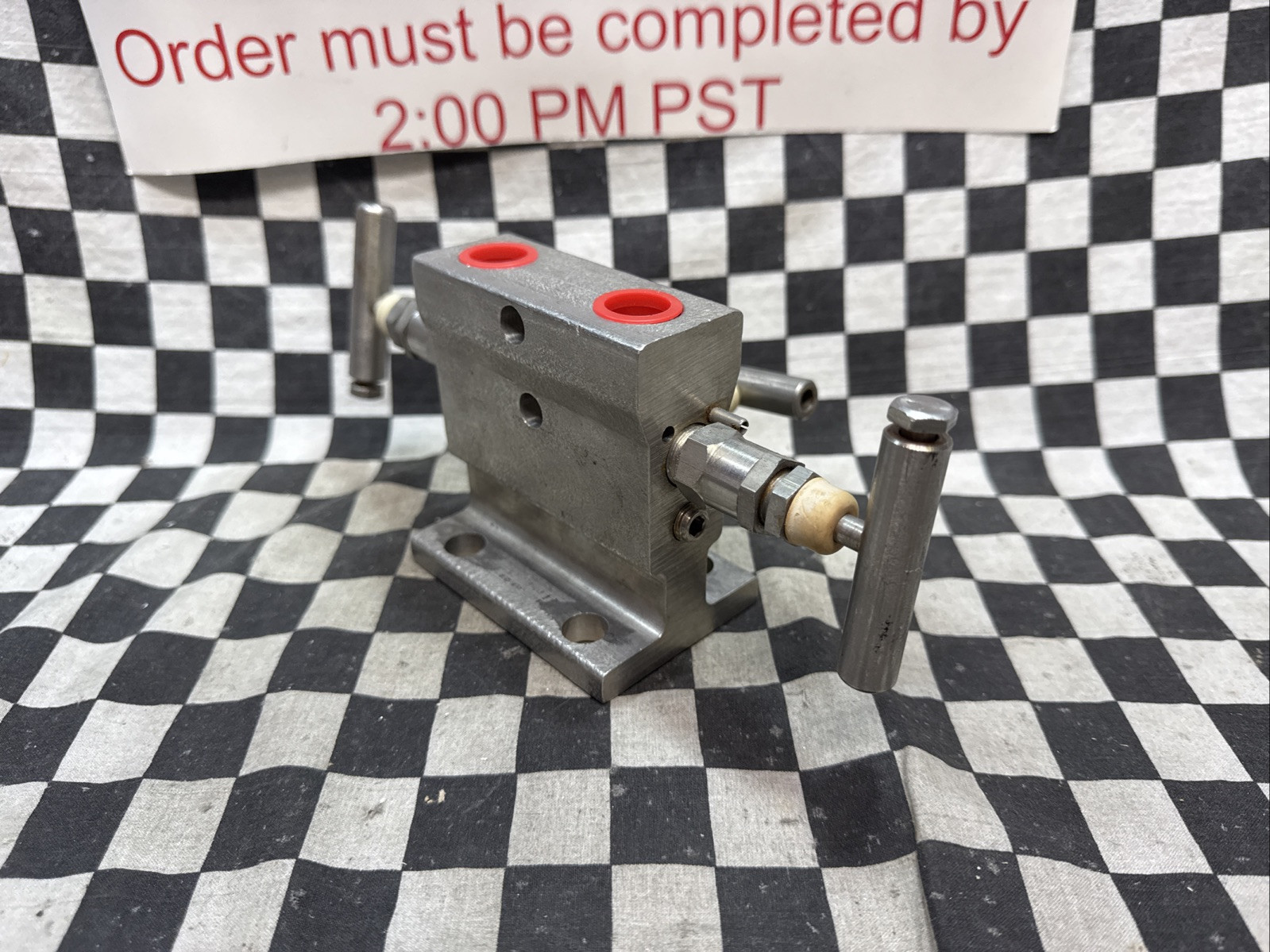 ANDERSON GREENWOOD M4TVS-4-PT, Manifold Valve 3/8″ FNPT, SHIPSAMEDAY#1472V2