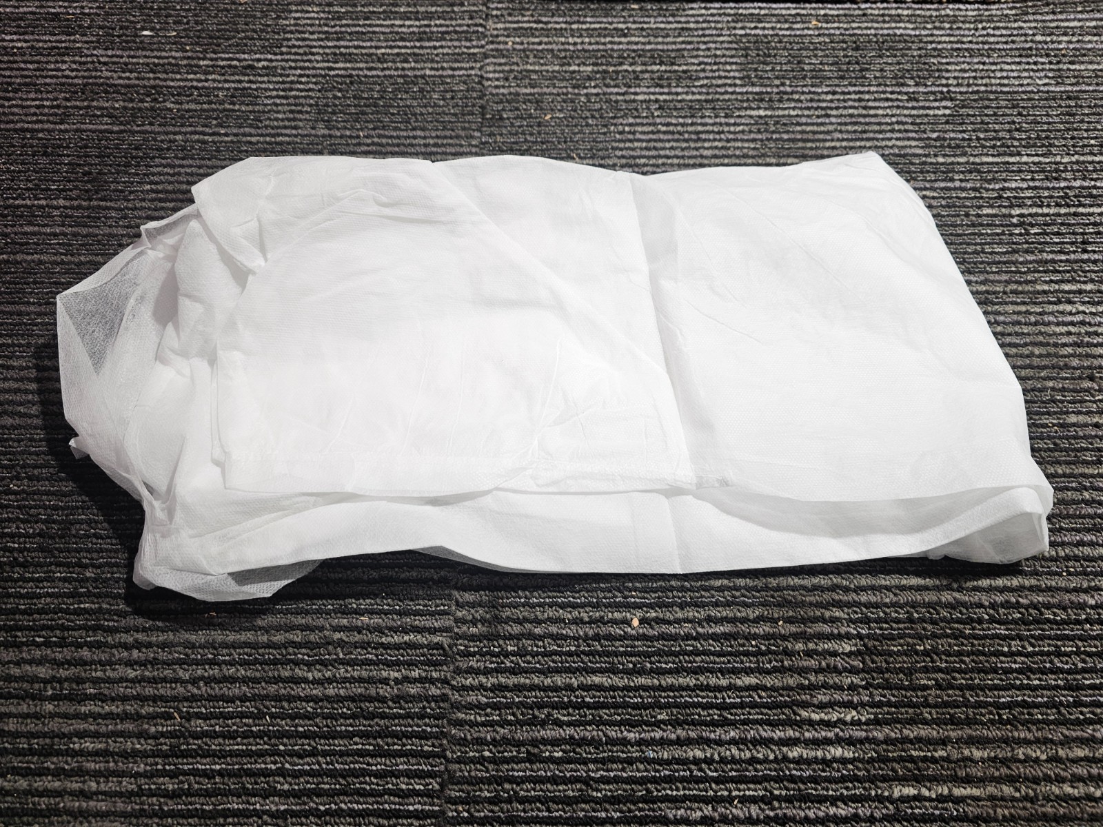 (QTY 30) KEYSTONE LC0-WE-NW-2XL-WHITE Lab Coat Polypropylene, Snaps Closure