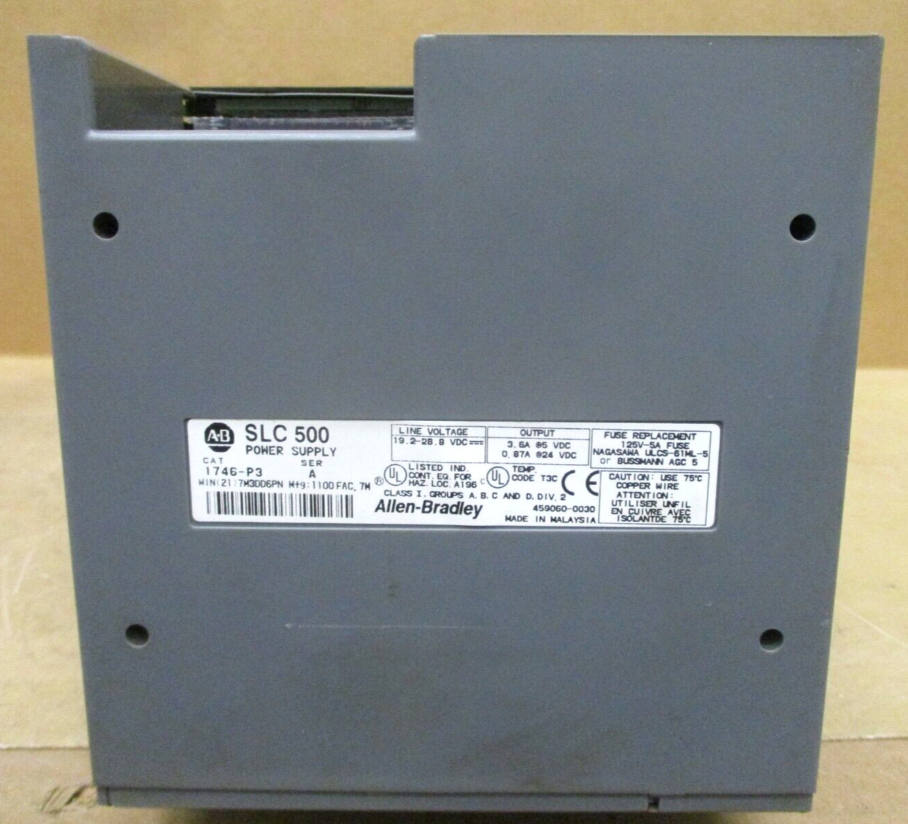 Allen-Bradley SLC 500 1746-P3 SLC 5/04 CPU 1747-L542 1747-DCM 1747-SDN 48691GN