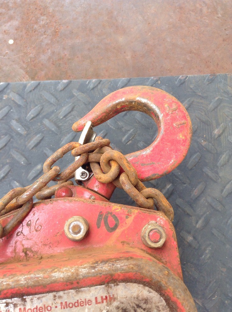 Coffing LHH Hand Chain Fall Hoist, Capacity: 1 Ton, 10′ Lift, 2000 Lb