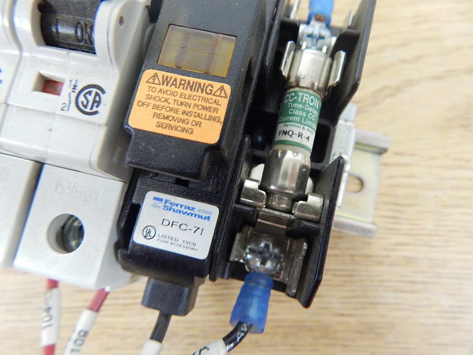 Ferraz Shawmut DFC-7I Fuse Circuit Breaker Assembly 15C6 E212325 PR-5752 FNQ-R-4