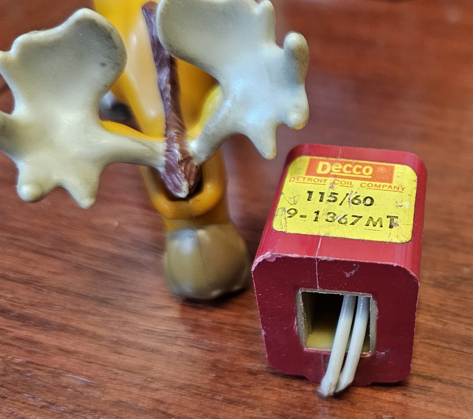 9-1367MT Decco Detroit Coil Company 115v Coil