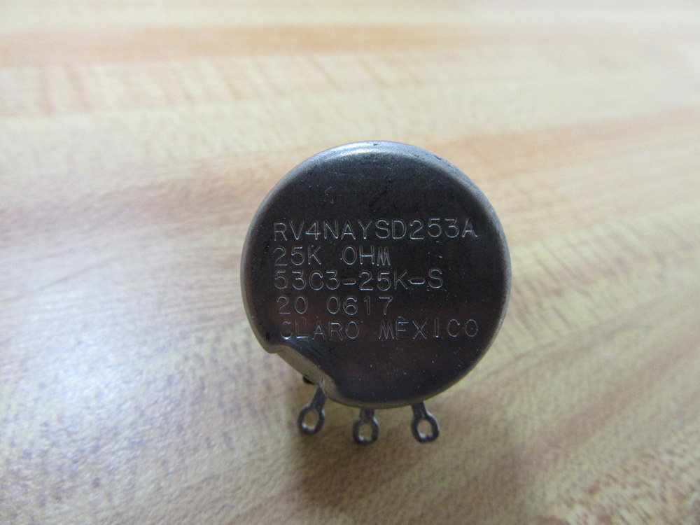Clarostat RV4NAYSD253A Potentiometer 53C325K 25K Ohms