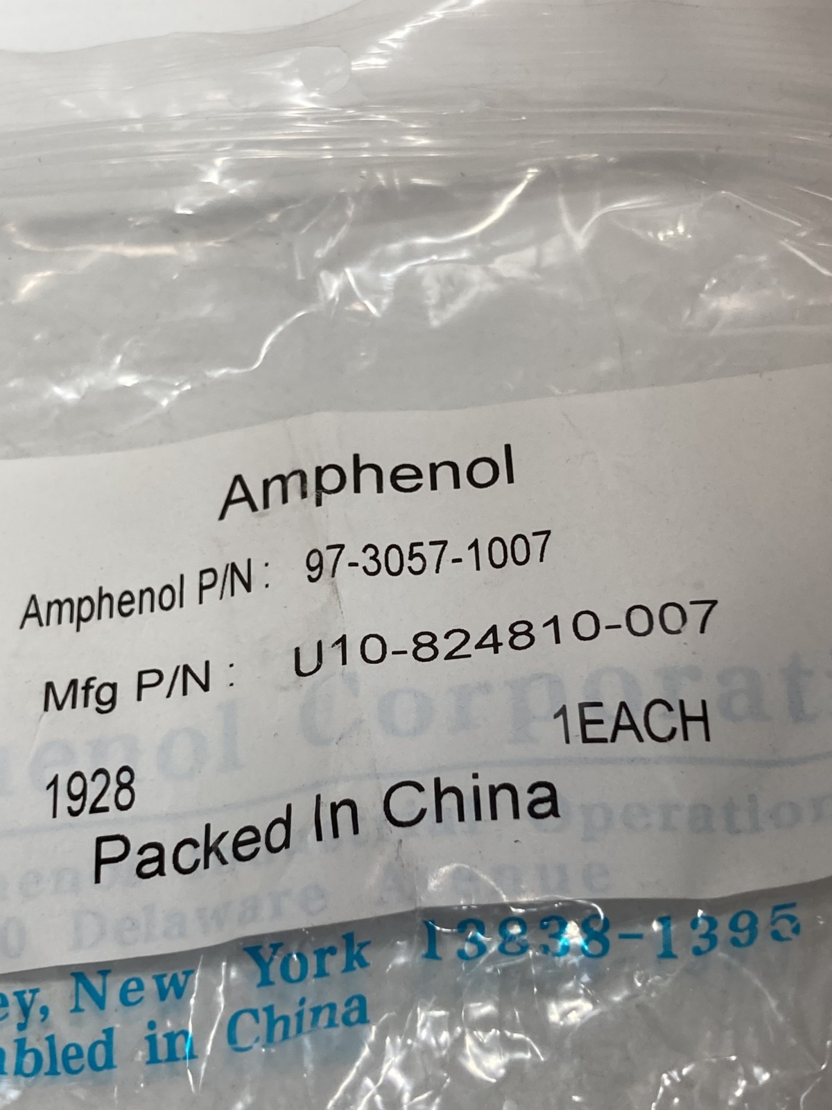 AMPHENOL 97-3057-1007 CABLE CLAMP ZINC DIE CAST NIB