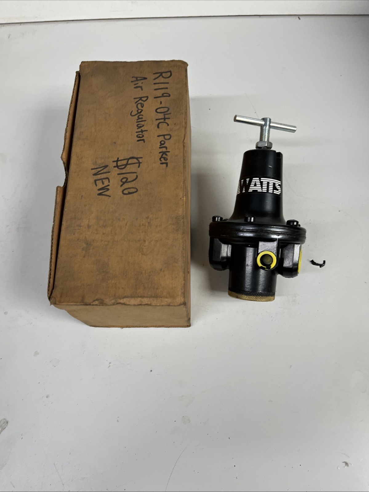 Watts R119-04C Air Regulator, 1/2” female NPT 0 – 125 PSI NOS
