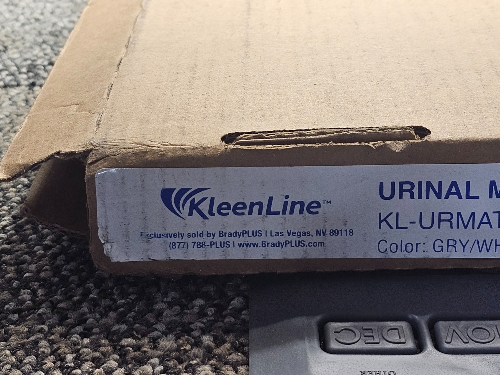 (QTY 6) Kleenline KL-URMATGRY, 20″ x 17″ Disposable Urinal Floor Mat Gray