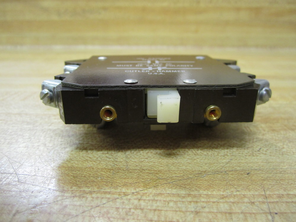 Cutler Hammer C320KB8 Auxiliary Contact