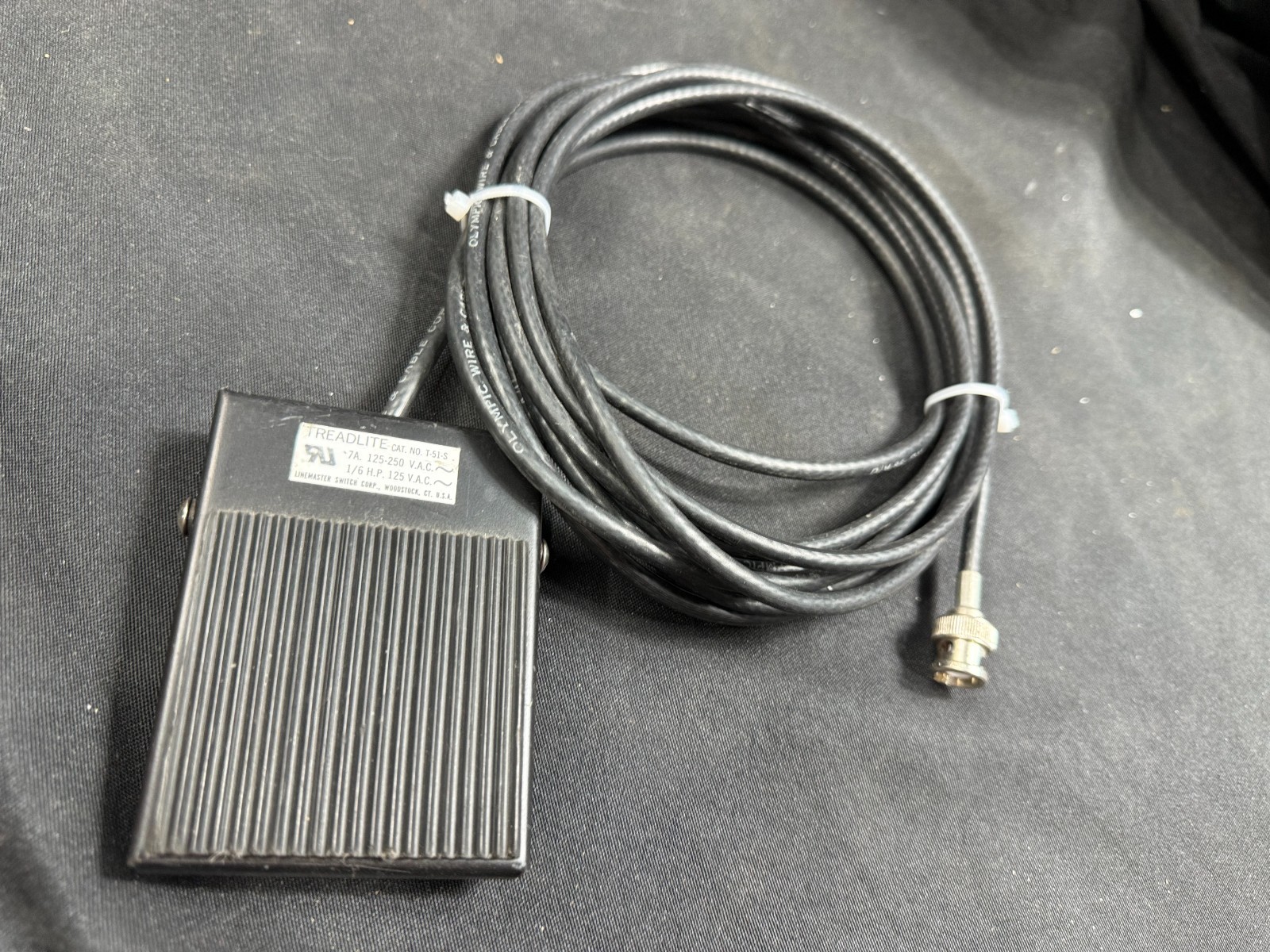 Linemaster Treadlite T-51-S Foot Switch Pedal 7A 125-250V with Cable NNB