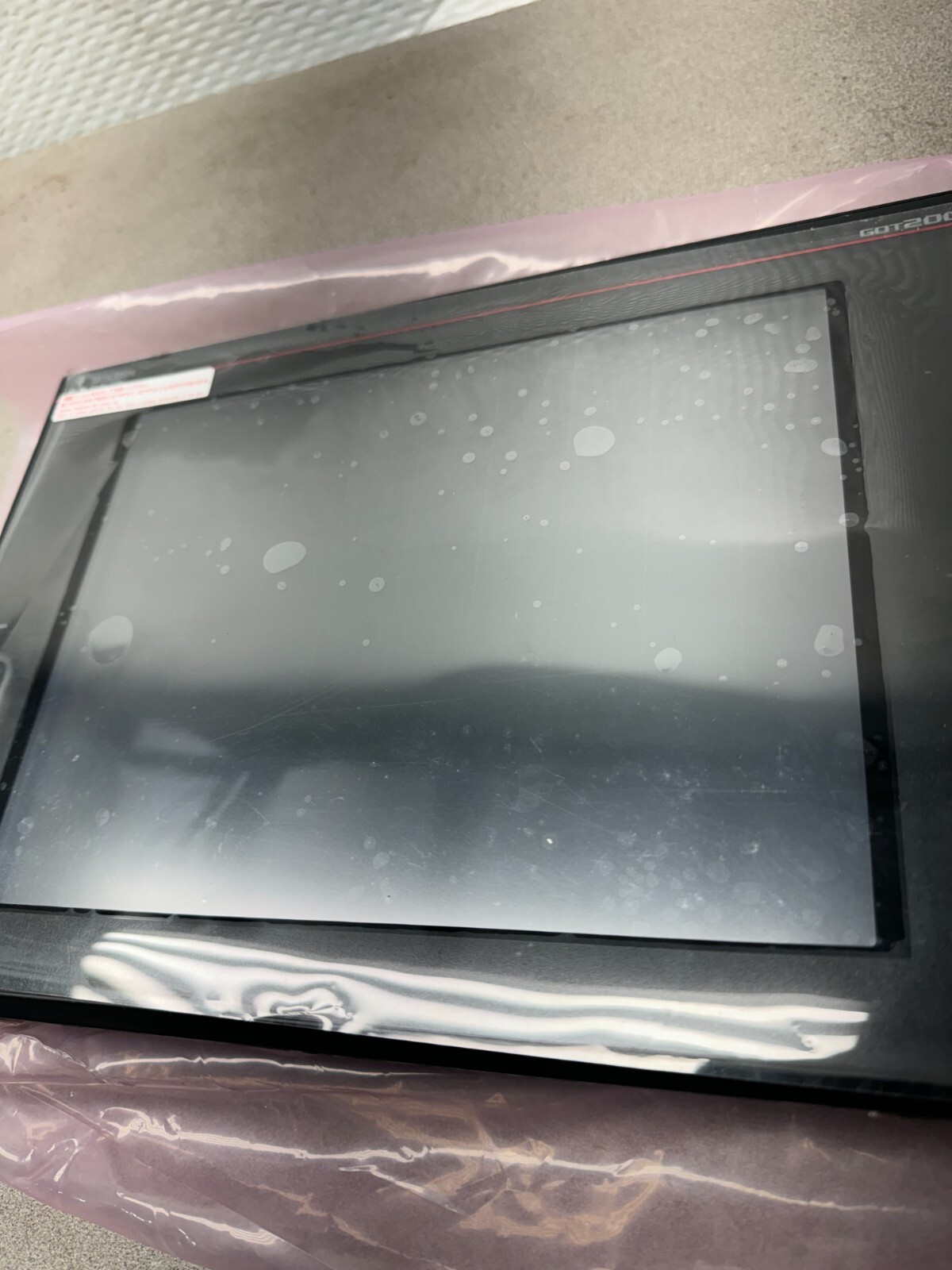 NEW NO BOX MITSUBISHI ELECTRIC GRAPHIC OPERATIONAL TERMINAL GT2710-STBA