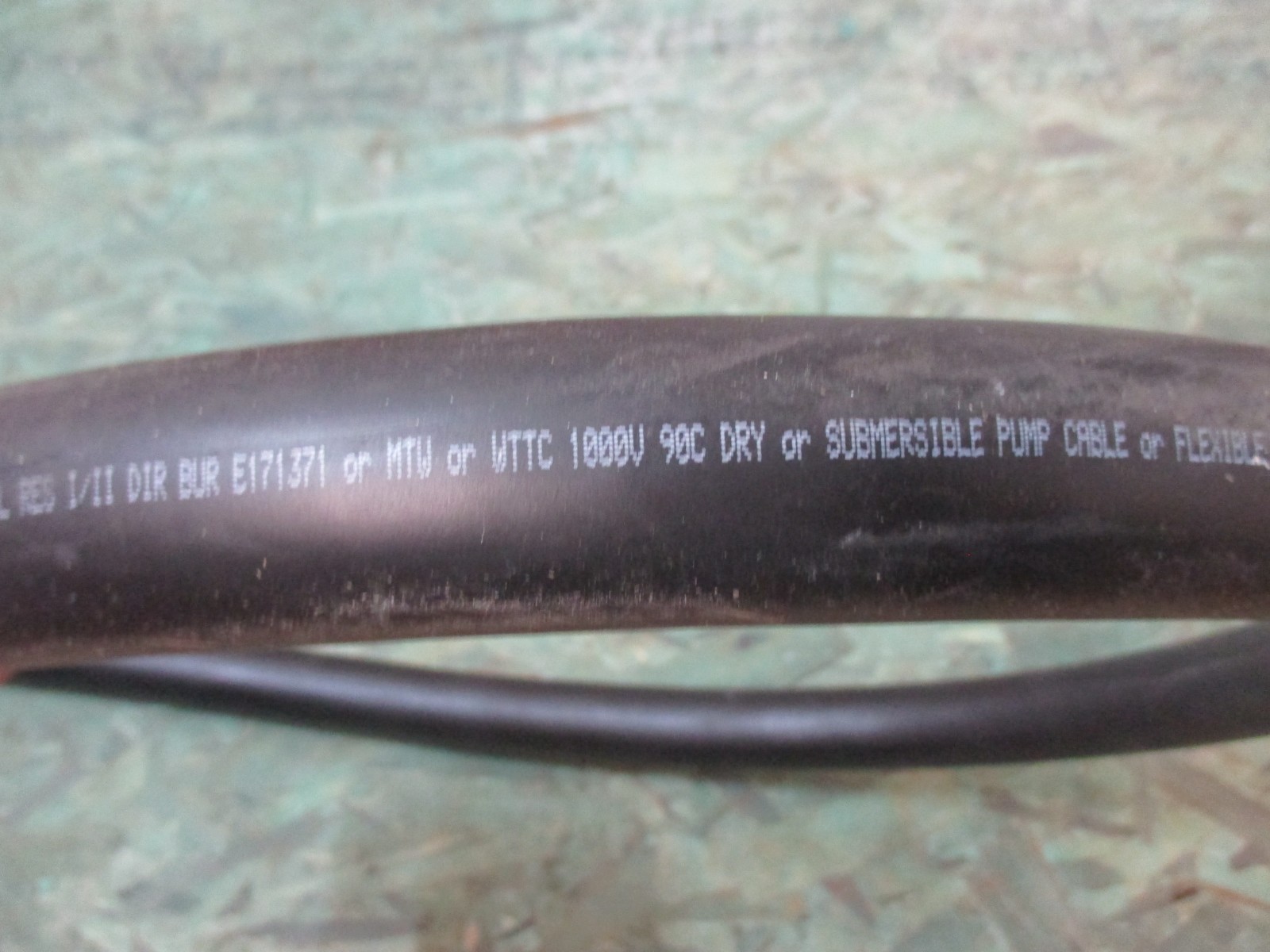 2 AWG/4C WIRE 12′ 9″ FOOT POWER CABLE U760204 LAPP KABEL NEW
