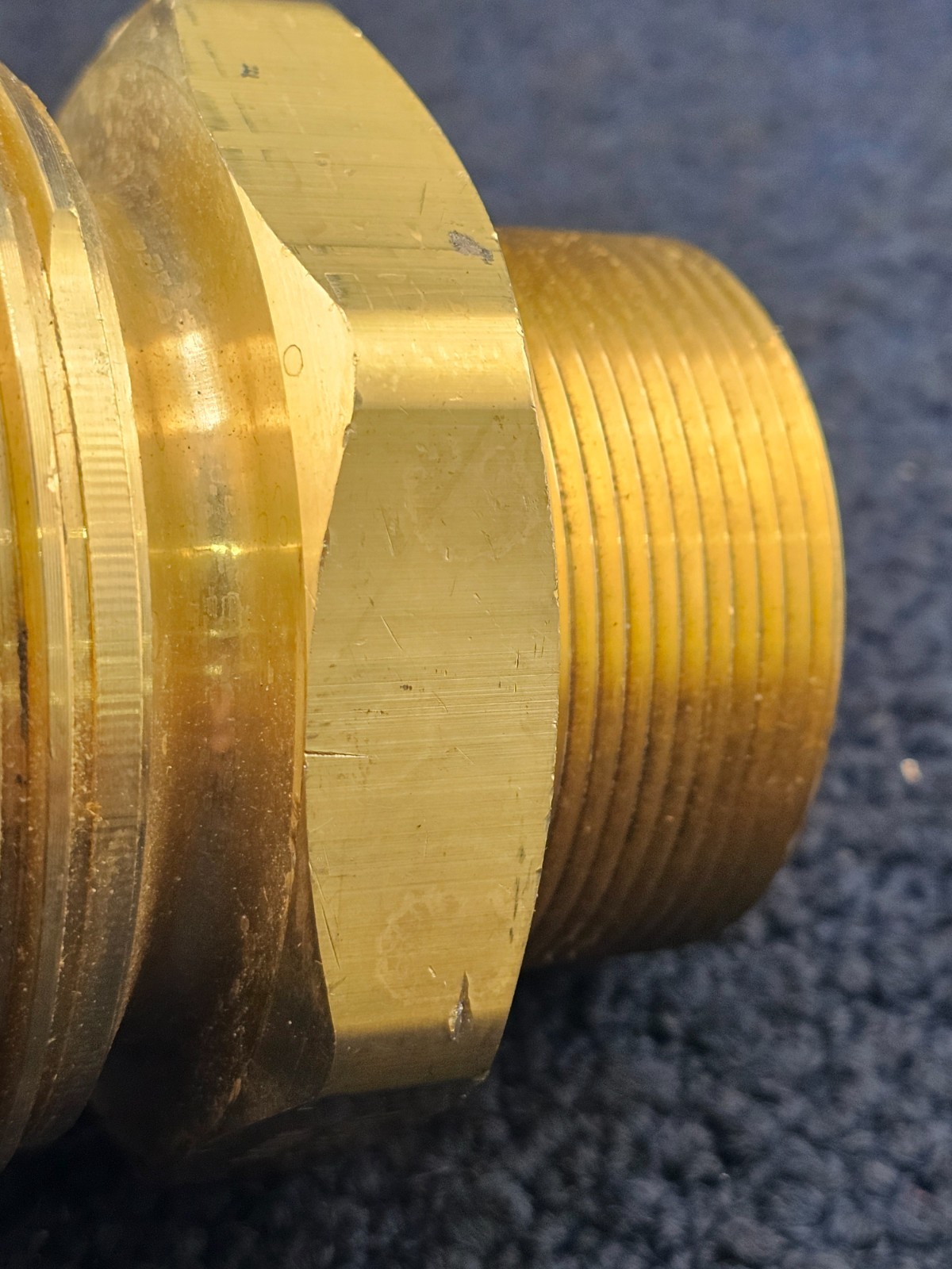 5769H: 3-1/4″ Male Acme x 2″ MNPT LP Gas, Brass Adapter ACME Fitting