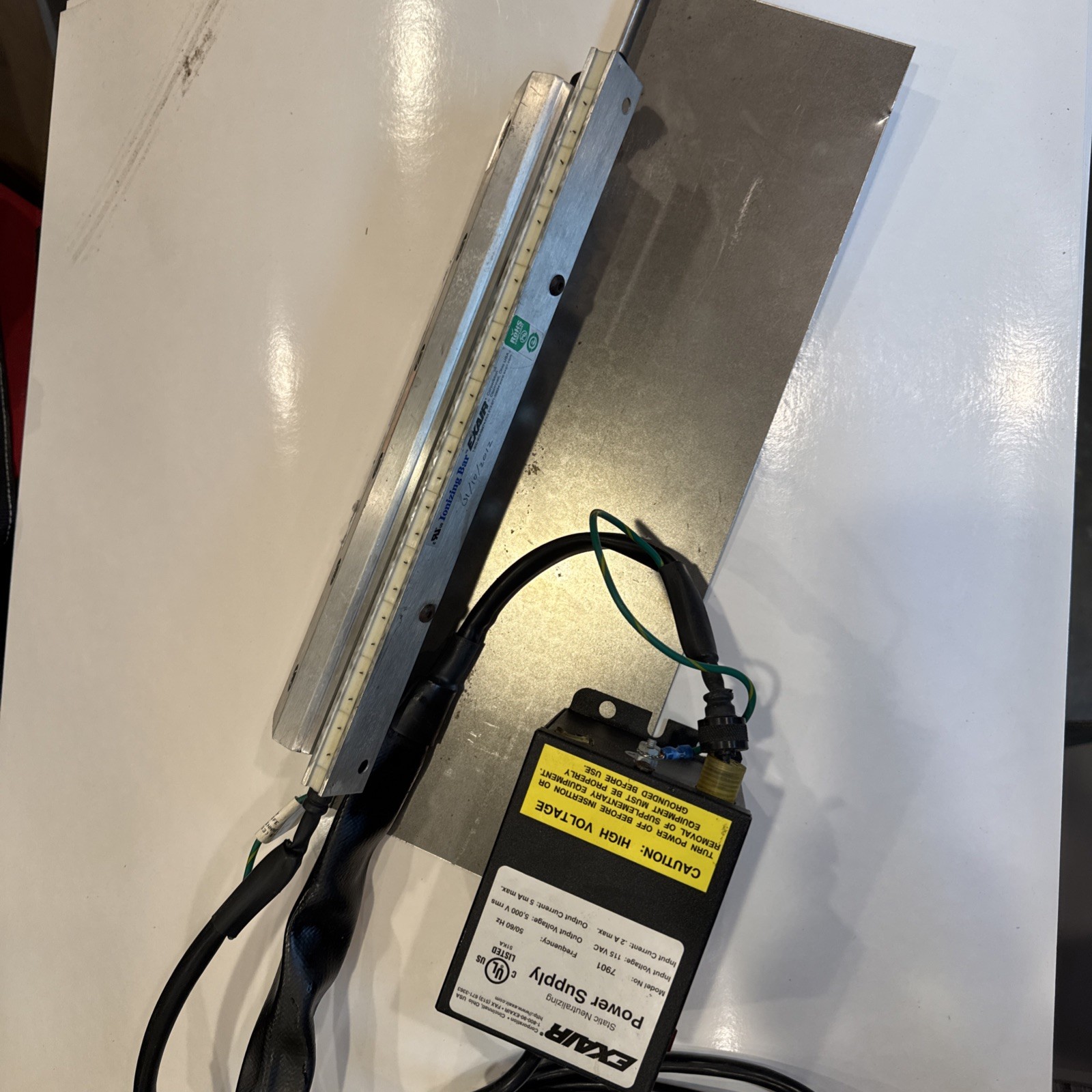 Exair Super Ion Air Knife, 10”+ with power supply