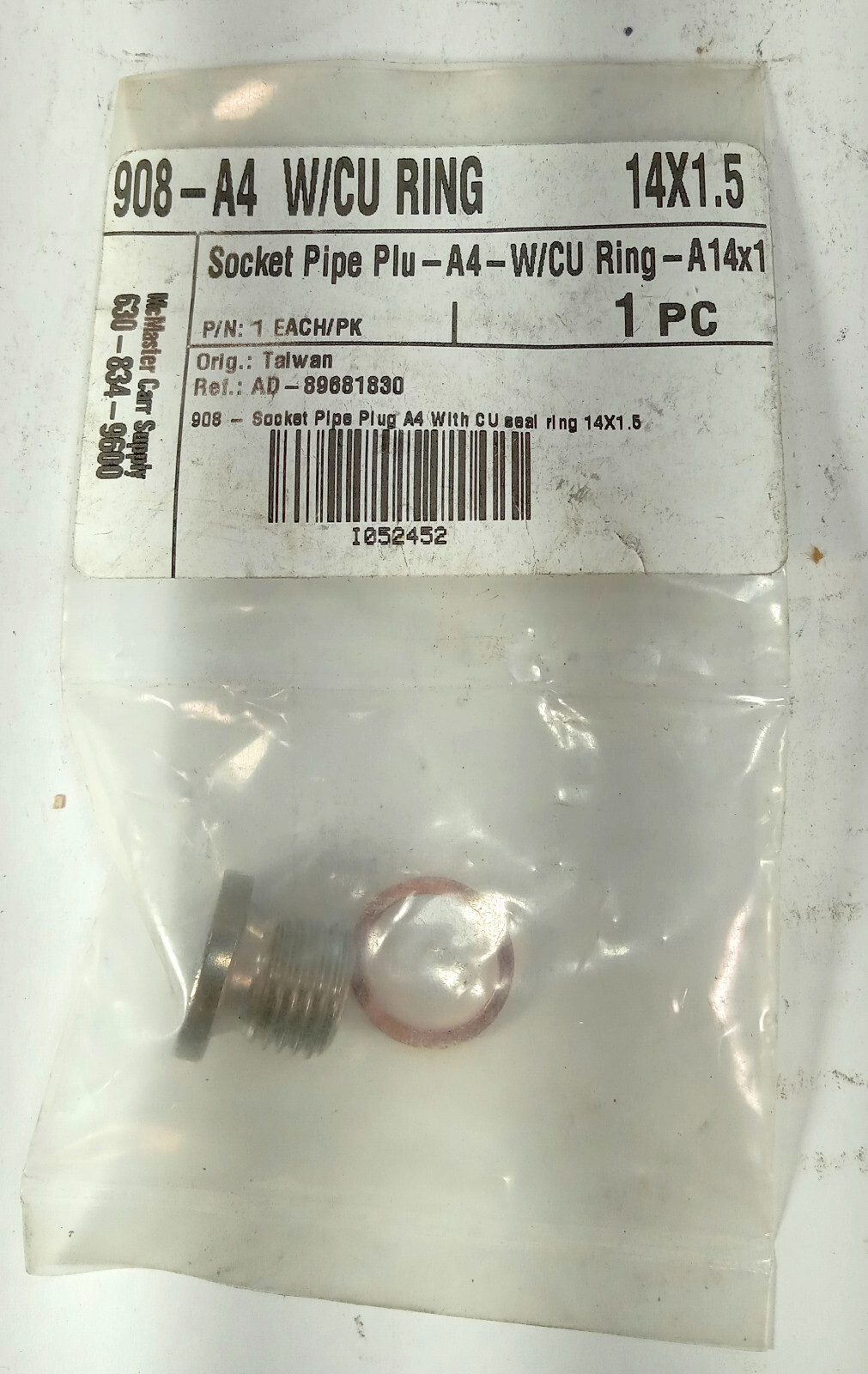 1 NEW MCMASTER CARR 908-A4 THREAD SOCKET PIPE PLUG W/ CU RING NNB **MAKE OFFER**