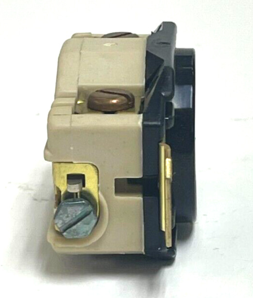 HUBBEL HBL2510 4POLE, 6 WIRE, 20 AMP, 3 PHASE TWIST AND LOCK RECEPTACLE