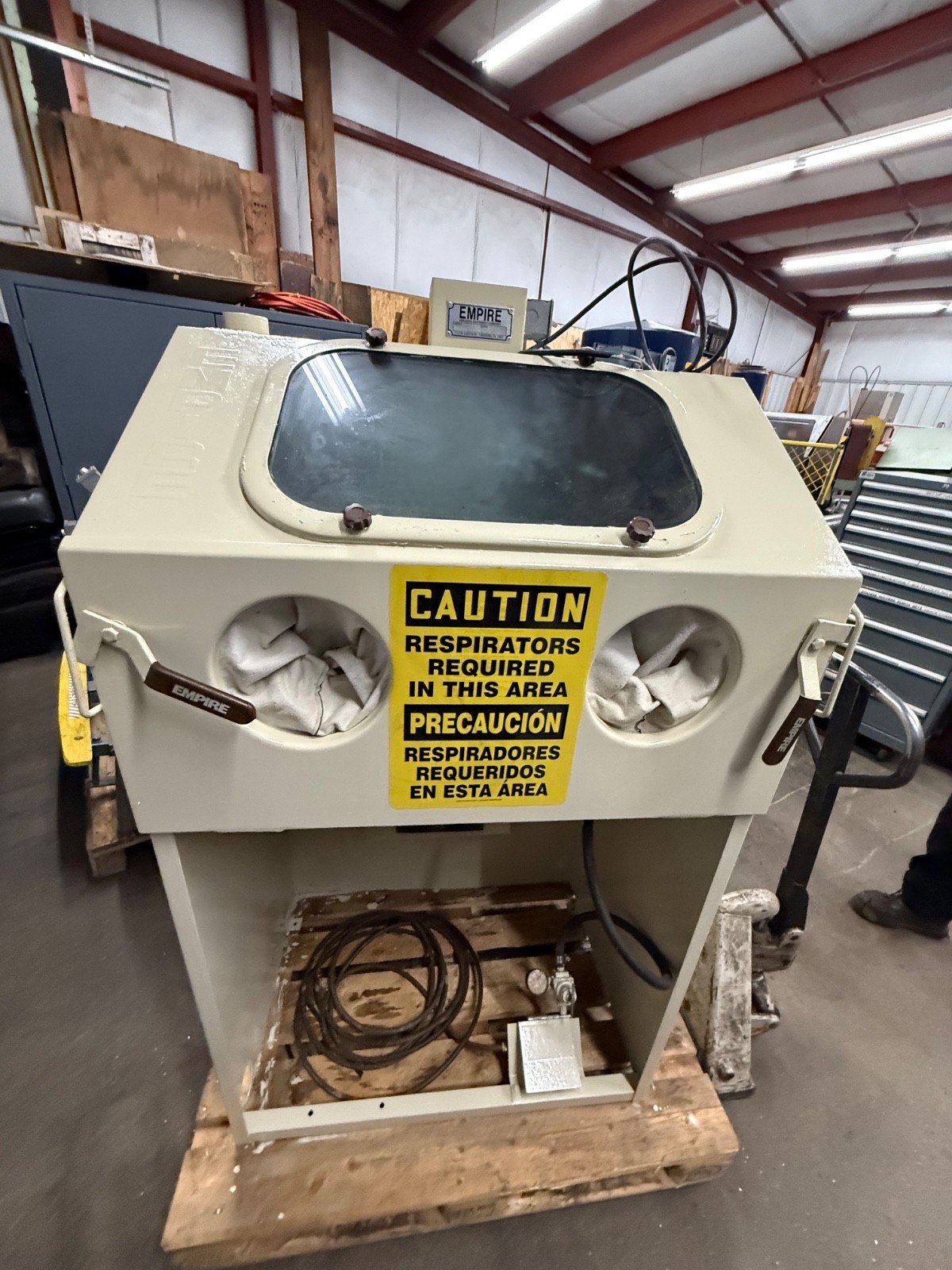 Empire EF-2436, Sandblast w/ DUST COLLECTOR, 120 VOLTS BLAST CLEANER