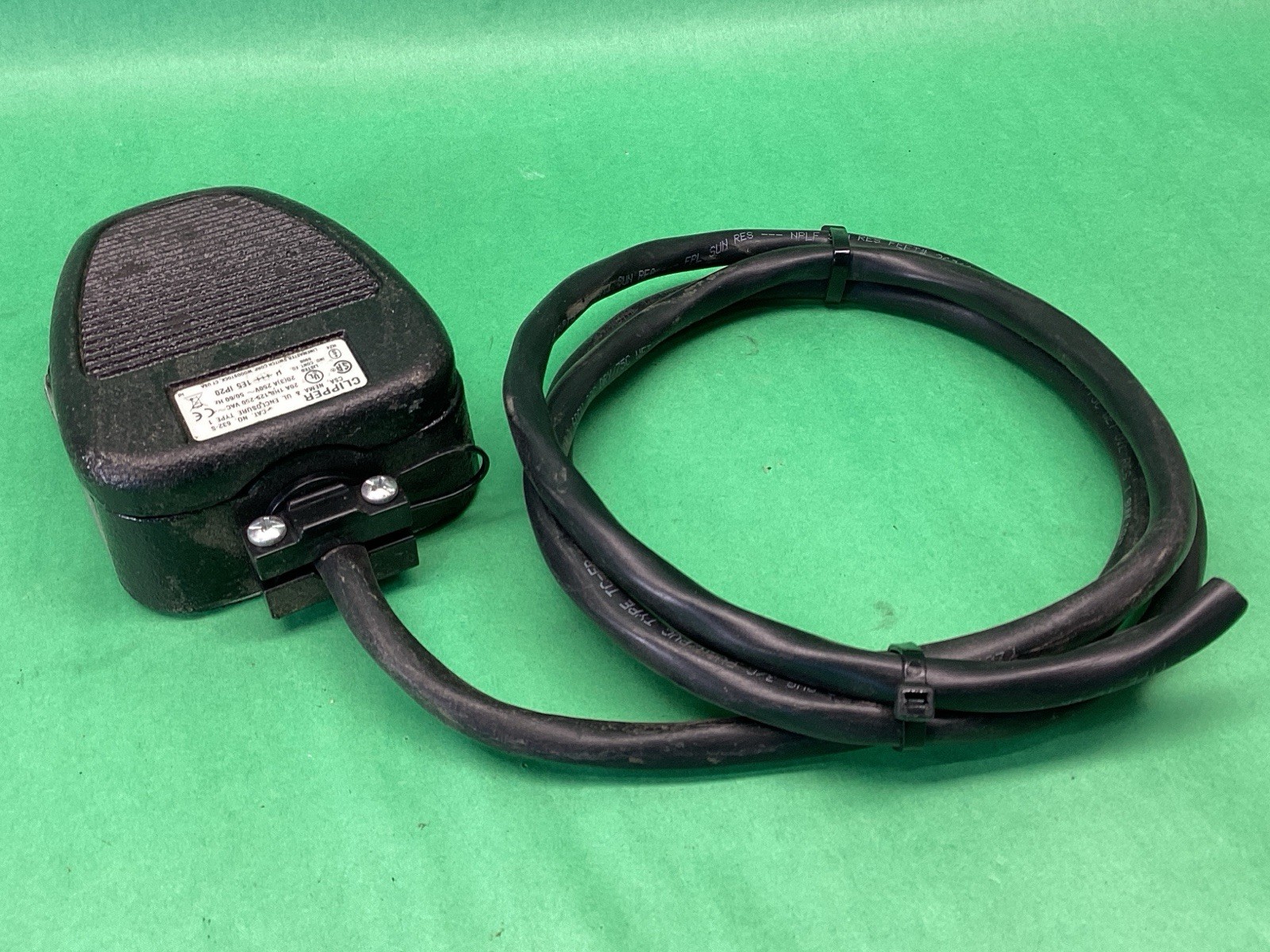 Linemaster Clipper 632-S Foot Operated Switch Normally Open / Closed NO or NC